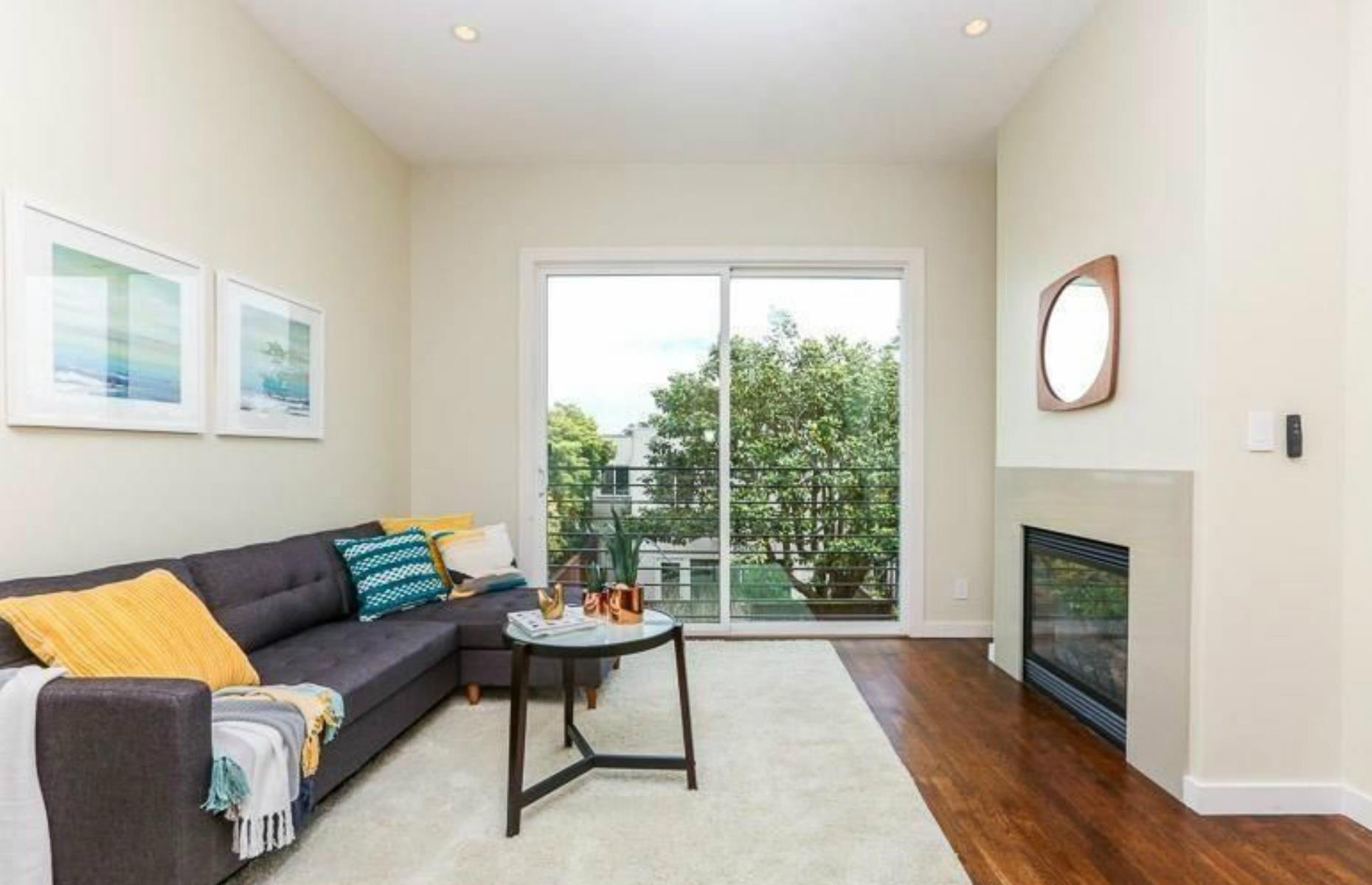 San Francisco: two-bedroom apartment